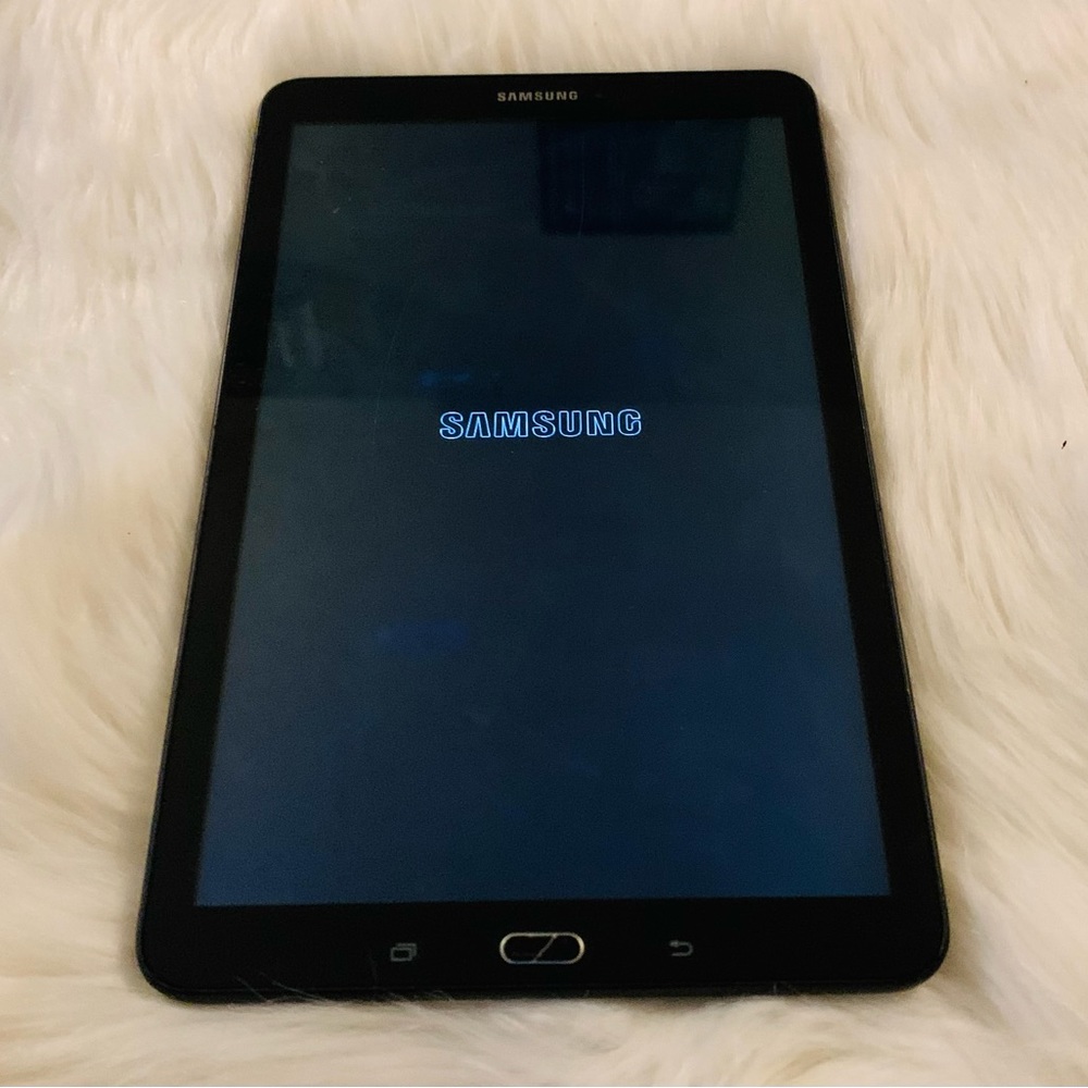 LED Onn Bluetooth Speaker & Samsung 10 Inch Tablet